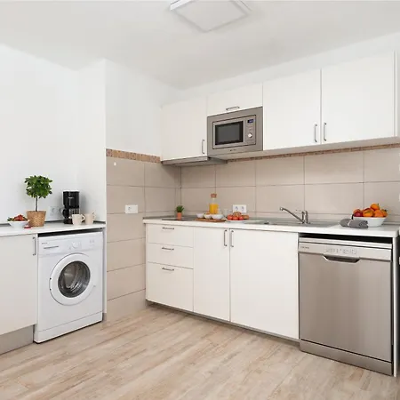 Apartament Ona One Sun With Pool, Ac, Bbq, Wifi In